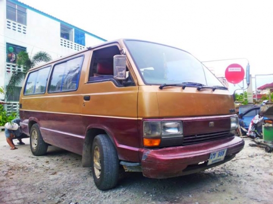 Hiace ตาหวาน ดีเซล เกียร์คอ
