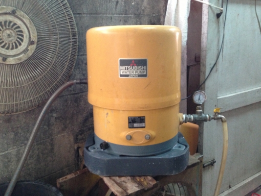 ปั้มน้ำอัตโนมัติ Mitsubishi 300 W สภาพสวย พร้อมใช้งาน รับประกันคุณภาพ ดูประวัติการขายของผมได้ครับ