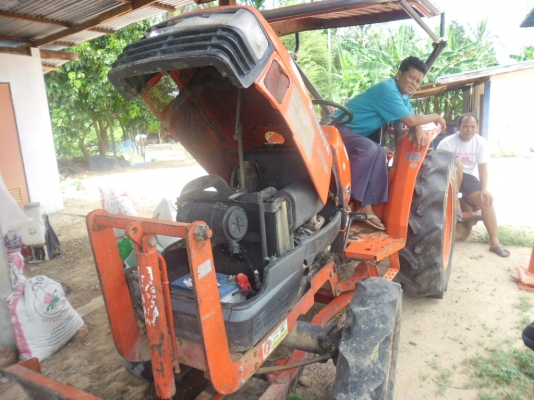 รถไถ่คูโบต้า34แรง เอกสารทะเบียนพร้อม ใช้งานมา27500ชั่วโมง