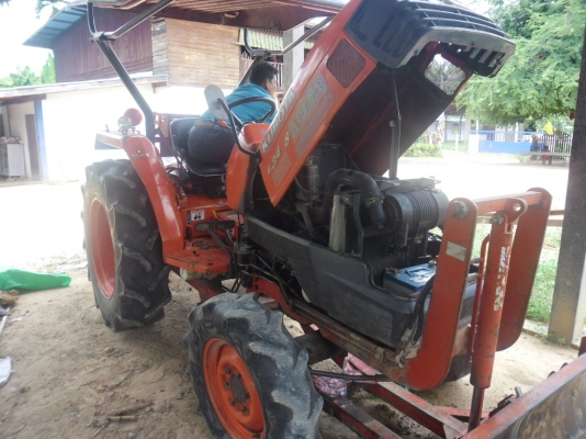 รถไถ่คูโบต้า34แรง เอกสารทะเบียนพร้อม ใช้งานมา27500ชั่วโมง