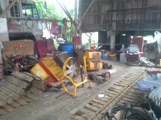 ขายพร้อมนำส่งแล้วครับ ไปบุรีรัมย์ หลังจากจองตั้งแต่รถเข้าอู่ใหม่ ๆ กลัวไม่ทัน ถ้าไม่จองก่อนก็ไม่ทันจริง ๆ นั่นแหละ ถ้าสนใจยังมีอีกคันครับ รีบจองก่อนพลาด กำลังบิ้ว สินเดือนก็คงเสร็จ