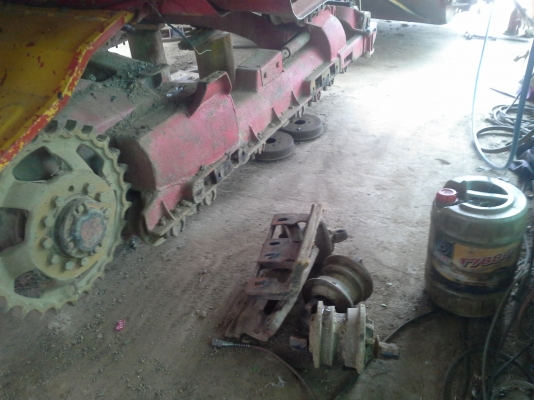 ขายพร้อมนำส่งแล้วครับ ไปบุรีรัมย์ หลังจากจองตั้งแต่รถเข้าอู่ใหม่ ๆ กลัวไม่ทัน ถ้าไม่จองก่อนก็ไม่ทันจริง ๆ นั่นแหละ ถ้าสนใจยังมีอีกคันครับ รีบจองก่อนพลาด กำลังบิ้ว สินเดือนก็คงเสร็จ