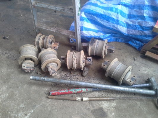 ขายพร้อมนำส่งแล้วครับ ไปบุรีรัมย์ หลังจากจองตั้งแต่รถเข้าอู่ใหม่ ๆ กลัวไม่ทัน ถ้าไม่จองก่อนก็ไม่ทันจริง ๆ นั่นแหละ ถ้าสนใจยังมีอีกคันครับ รีบจองก่อนพลาด กำลังบิ้ว สินเดือนก็คงเสร็จ