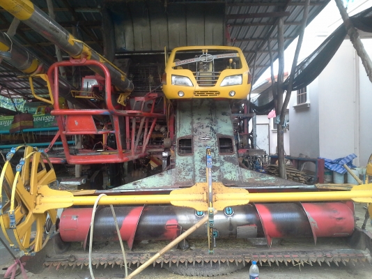 ขายพร้อมนำส่งแล้วครับ ไปบุรีรัมย์ หลังจากจองตั้งแต่รถเข้าอู่ใหม่ ๆ กลัวไม่ทัน ถ้าไม่จองก่อนก็ไม่ทันจริง ๆ นั่นแหละ ถ้าสนใจยังมีอีกคันครับ รีบจองก่อนพลาด กำลังบิ้ว สินเดือนก็คงเสร็จ