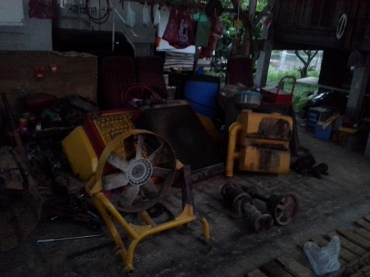 ขายพร้อมนำส่งแล้วครับ ไปบุรีรัมย์ หลังจากจองตั้งแต่รถเข้าอู่ใหม่ ๆ กลัวไม่ทัน ถ้าไม่จองก่อนก็ไม่ทันจริง ๆ นั่นแหละ ถ้าสนใจยังมีอีกคันครับ รีบจองก่อนพลาด กำลังบิ้ว สินเดือนก็คงเสร็จ