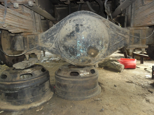 รถดัมHINO เครื่องEC100 เลขคันซี KL300 ยาง900 รถดัมHINO เครื่องEC100 เลขคันซี KL300 ยาง900