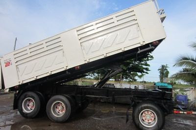 ขายลูกพ่วง 3 เพลา ดั๊มสามมิตรแท้ ปี 51 ยาว 6.50 ม. ขายลูกพ่วง 3 เพลา ดั๊มสามมิตรแท้ ปี 51 ยาว 6.50 ม.