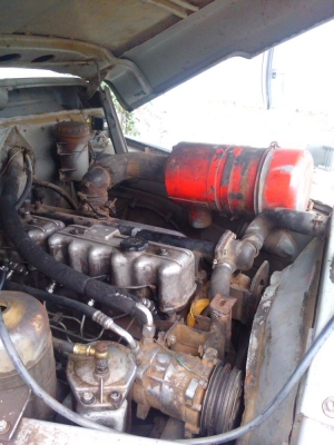 Toyota หกล้อดั้ม