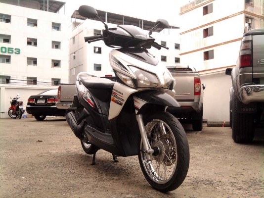 ขออนุญาติขาย Honda Click Combi Brake มือเดียว สีขาวมุก