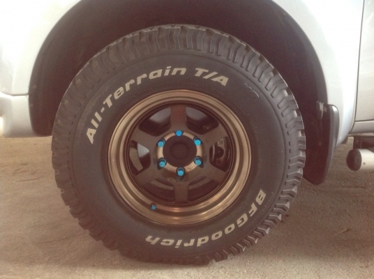 ขายแม็กพร้อมยาง ลายte37v ยาง bf 2012 ขนาด265/75/16