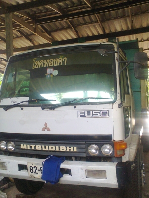 ขายไอ้หลงสิบล้อ 6D16 สองเพลา FN527MTD1833 รถสวยมากมือเดืยวทะเบืยนเต็มเล่มพร้อมโอนราคาต่อรองใด้0862465934