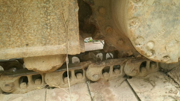 ขายด่วนHITASHI EX200 รุ่น2 เอกสารไม่มีราคาย่อมเยาว์รีบจอง 0811838154 0843923995