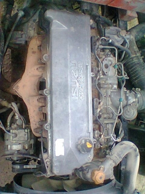 ISUZU135ปี2544ยกหัวได้ เครื่องดีมาก เกียร์สั้นคัตซีสวย ยางดีภายในสวยมาก ISUZU135ปี2544ยกหัวได้ เครื่องดีมาก เกียร์สั้นคัตซีสวย ยางดีภายในสวยมาก