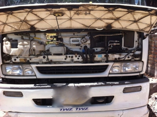 รถอีซูซุ  10  ล้อดั้ม 270 แรงม้า ปี 49  สนใจติดต่อ 081 - 6079515