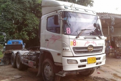 ขายหัวลาก hino mega  320  ปี 48