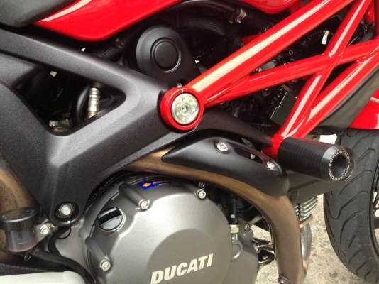 ขาย DUCATI 795 รถออกศูนษ์ทองหล่อรถ7เดือนสภาพป้ายแดงครับ