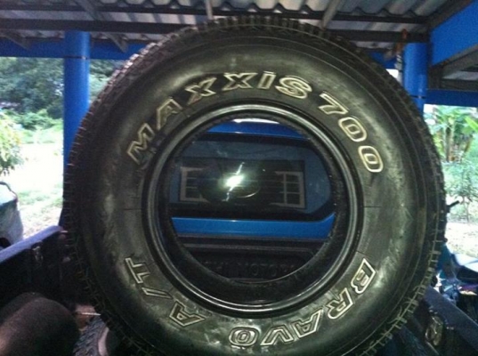 ขายยางMAXXIS 700 BRAVO A/T 31-10.5-15 ปี0610ดอกเต็มๆ1คู่