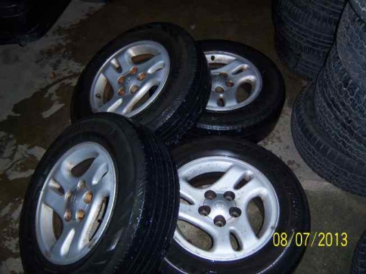 ขายแม็กกระบะไทเกอร์ 5 รู  พร้อมยาง 205 70 R15