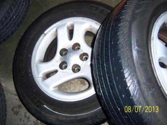 ขายแม็กกระบะไทเกอร์ 5 รู  พร้อมยาง 205 70 R15