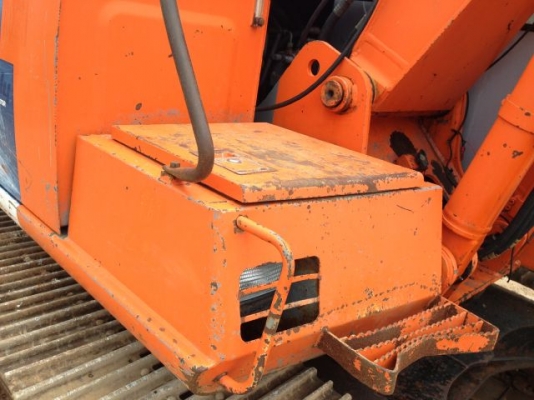 ขายรถแบคโฮ HITACHI EX120-2 ระบบไฟฟ้าเต็ม ใบกว้าง 80 ซม มีVDO รถนอกนำเข้าสภาพสวย  ติดต่อ 081-2990958