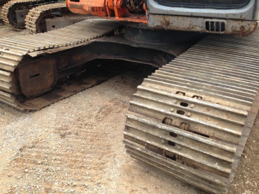 ขายรถแบคโฮ HITACHI EX120-2 ระบบไฟฟ้าเต็ม ใบกว้าง 80 ซม มีVDO รถนอกนำเข้าสภาพสวย  ติดต่อ 081-2990958