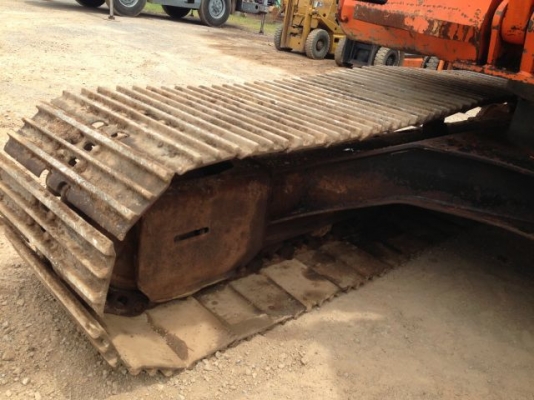 ขายรถแบคโฮ HITACHI EX120-2 ระบบไฟฟ้าเต็ม ใบกว้าง 80 ซม มีVDO รถนอกนำเข้าสภาพสวย  ติดต่อ 081-2990958