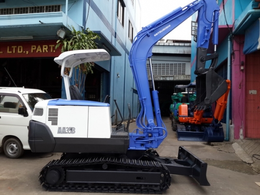 ขาย รถขุดเล็ก MITSUBISHI รุ่น MM35B แทร็กเหล็ก มือสองญี่ปุ่น