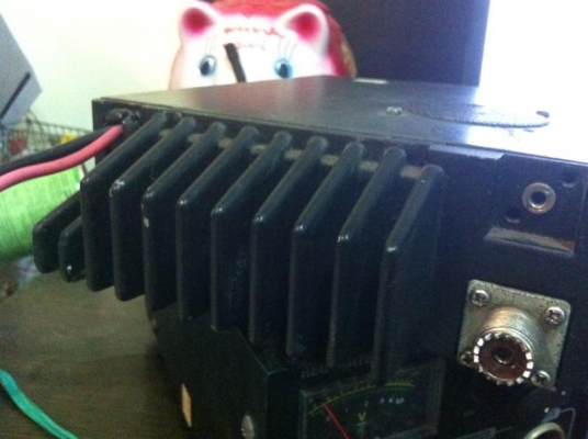 ขายโมบายราคาเบาๆ LVB-8526 16 ch. VHF 50 W. สภาพสวยได้มาแค่นี้ครับ ส่งฟรีครับ