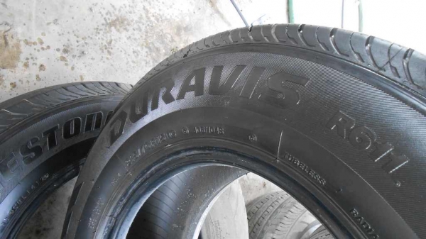 ยางใหม่ๆ BridgeStone Duravis 215 70 R15 (1412) ยางใหม่ๆ BridgeStone Duravis 215 70 R15 (1412)