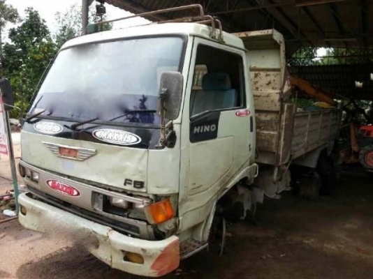 รถอีซูซุ 6 ล้อดั้ม FB 120 แรงม้า  สนใจติดต่อ 081 - 6079515