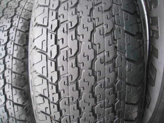 ขายล้อแม็ก Toyota Vigo 15"x7" et30 6รู139 + ยางปี4310  (081-3747940)