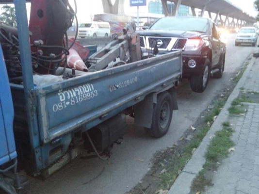 aอ้วนรถยกอยู่บางนาตราดบริการ24ชมดึงรถตกข้างทางคูน้ำ รถยก รถลาก รถสไลท์เราช่วยท่านได้a