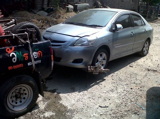 aอ้วนรถยกอยู่บางนาตราดบริการ24ชมดึงรถตกข้างทางคูน้ำ รถยก รถลาก รถสไลท์เราช่วยท่านได้a