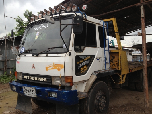 ขายรถสิบล้อ มิตชู FN 527 TD บรรทุกแบ็คโคร ท้ายลาด ขึ้น 320 ได้