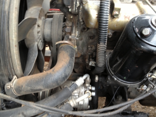 ขายรถสิบล้อ มิตชู FN 527 TD บรรทุกแบ็คโคร ท้ายลาด ขึ้น 320 ได้ ขายรถสิบล้อ มิตชู FN 527 TD บรรทุกแบ็คโคร ท้ายลาด ขึ้น 320 ได้