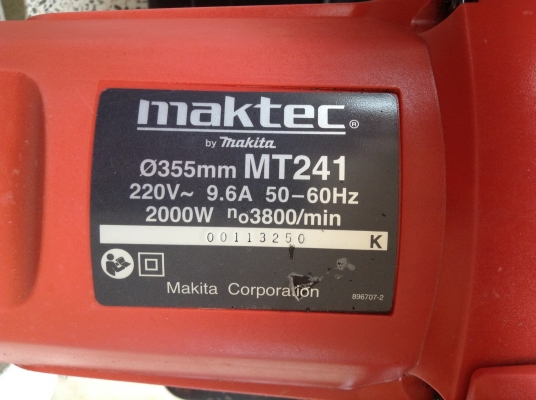 มาอีกแล้ว ต้องการขาย ไฟเบอร์ตัดเหล็ก maktec รุ่น Mt241 แท้100\% สภาพ85\%