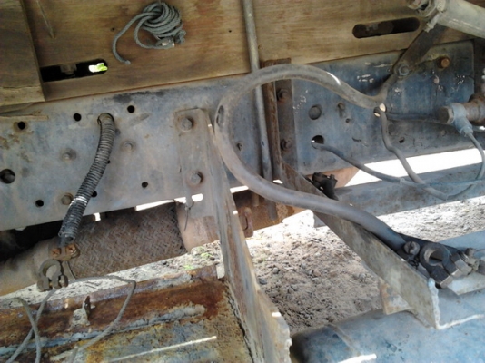 ขาย6ล้อช่วงยาว5ม. ประกอบ ISUZU 115  NPR59P เครื่องเดิม4BD1 115HP แรงดี ติดง่าย ช่วงล่างเดิมๆ6น็อต คัสซีสวยเดิมไม่ผุไม่ดาม กระบะยาว5ม.คอกเหล็กแป็บสภาพดีแข็งแรงไม่ผุไม่หัก พื้นดี หัวดีภายในดี พ.พาวเวอร์ ยางพอใช้ เก็บนิดๆหน่อยๆสวยเลย พร้อมใช้ พร้อมลุยงาน เอก