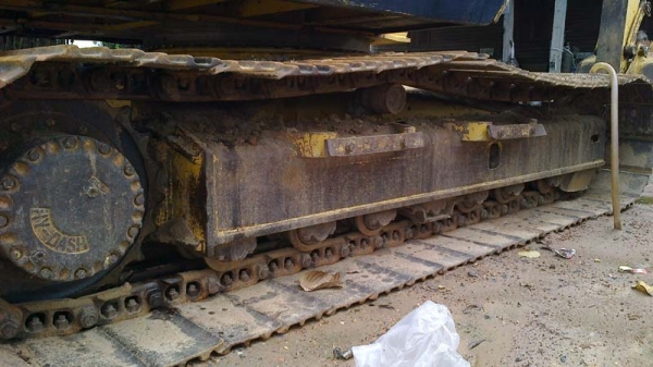 Komatsu PC120-5 เครื่องคอมมอลเรียลบูมพิเศษ เก่านอก ไฟฟ้าครบ เอกสาร Inv ใบ 70 เซ็นต์ Komatsu PC120-5 เครื่องคอมมอลเรียลบูมพิเศษ เก่านอก ไฟฟ้าครบ เอกสาร Inv ใบ 70 เซ็นต์