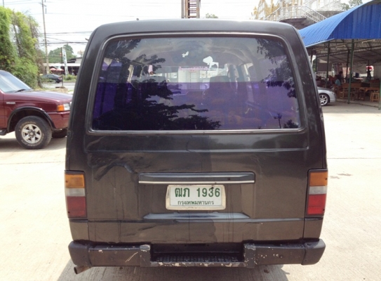 ขายรถตู้ เครื่องดีเซลTD27 พร้อมใช้งาน 082-381-6797 วิ่งทางไกลสบายเลย