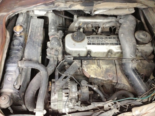 ขายรถตู้ เครื่องดีเซลTD27 พร้อมใช้งาน 082-381-6797 วิ่งทางไกลสบายเลย