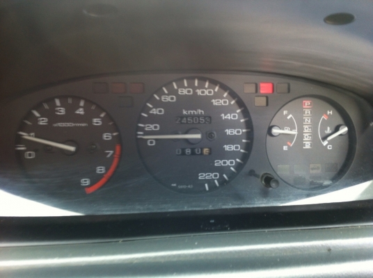 HONDA CIVIC 4Dr EX 1.5 AT ปี 38 รถบ้านสวยจัดทั้งคัน รถข้าราชการใช้งานสภาพเดิมดีมากๆครับ เครื่องแห้งแรงดี ภายในเก๋งสวยหรู CD แอร์เย็น พวงมาลัยเพาเวอร์ ภายในสะอาดขับขี่ง่ายคล่องตัว ช่วงล่างแน่นดีมาก ยางสภาพดี 80\% พร้อมใช้งานได้เลย เอกสารทะเบียนภาษีครบพร้อมโ