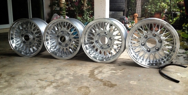 ขายล้อ Rial JRD Germany ขอบ 15x7 ออฟ0 6 รู สวยๆ