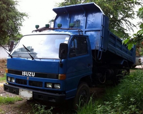 ขาย 6ล้อดั๊มดิน "เสี่ยสั่งลุย" ISUZU NPR59LU5F M ห้างแท้ปี37 เครื่องเดิม4BD1 115HP แรงดีแห้งไม่หลวม ช่วงล่างหน้าเดิมหลังใหญ่ติดF คัสซีสวยไม่ผุไม่ดาม กระบะดั๊มเหล็ก4ตัน ยาว3.60ม.สภาพดีฝาข้างสวยพื้นดีไม่ผุ หัวเดิมภายในสวย คอนโซลครบ เคลียร์สีแล้ว ย