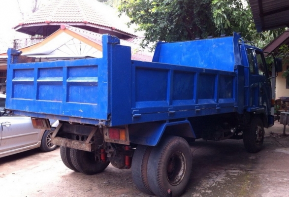 ขาย 6ล้อดั๊มดิน ร็อคกี้ ราคาน่าซื้อ ISUZU ROCKY  195HP วางเครื่อง6HE1 195HP แรงอึด แห้งดีไม่เยิ้ม คัสซี GXZ23KZH2 ใหญ่ดีไม่หักไม่ดาม สวยดีทั้งเส้น กระบะดั๊มเหล็ก6ตัน ยาว3.60ม.สภาพสวย หัวสวยภายในดีคอนโซลครบ พ.พาวเวอร์ ทริฟฟี่  ยาง8.25 ดี4เส้น2เส้นพอใช้ เคล