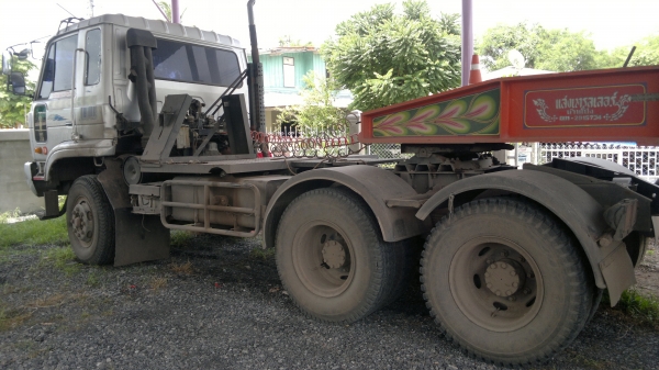 ขายรถหัวลาก 10 ล้อ 2  เพลา พร้อมหางโรเบส 2 เพลา NISSAN CW430 สะภาพสวย หางโรเบส ปี.54 สวย