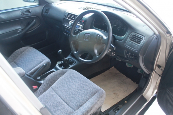 มาแว้วรถดีราคาถูก HONDA CIVIC VTI-L1.6 ปี97 เกียร์ธรรมดา ABS /AIRBAG