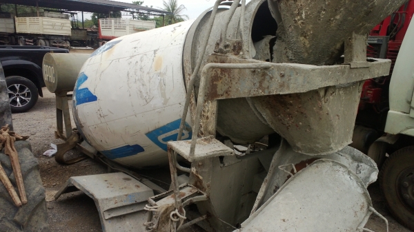 (จองแล้ว..จากจ่าฉลอง กำแพงเพชร)โม่ปูน2.5คิว ดาวเทียม ยกลงจาก6ล้อ...FC120แรง (จองแล้ว..จากจ่าฉลอง กำแพงเพชร)โม่ปูน2.5คิว ดาวเทียม ยกลงจาก6ล้อ...FC120แรง