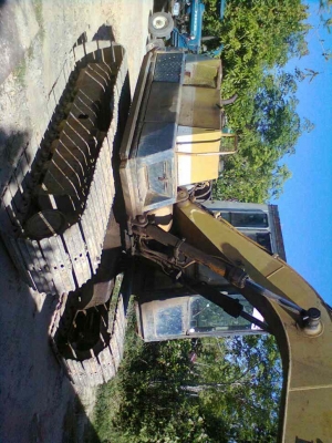 PC100-3 รถสภาพดี ใช้งานอยู่....เอกสารซื้อขาย