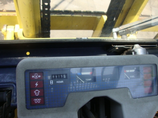 ขายรถโฟล์คลิฟท์ KOMATSU FD30-11 (รถนอกสภาพใหม่มาก เก่าเก็บ ชม. น้อย) เครื่องยนต์ดีเซล เกียร์ออโตเมติค เสาสูง 3 เมตร งา 1,070 มม. แผงหน้าใหญ ยางตัน 4 ล้อ ขายรถโฟล์คลิฟท์ KOMATSU FD30-11 (รถนอกสภาพใหม่มาก เก่าเก็บ ชม. น้อย) เครื่องยนต์ดีเซล เกียร์ออโตเมติค เสาสูง 3 เมตร งา 1,070 มม. แผงหน้าใหญ ยางตัน 4 ล้อ