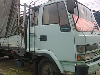 หกล้อISUZU ROCKY 175แรง ยาว6เมตร เลขคันซี FTR112 ยาง825